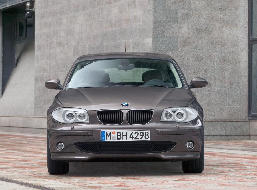  BMW 120d 5-Door (E87) 2004 года  (фото 9 из 37)